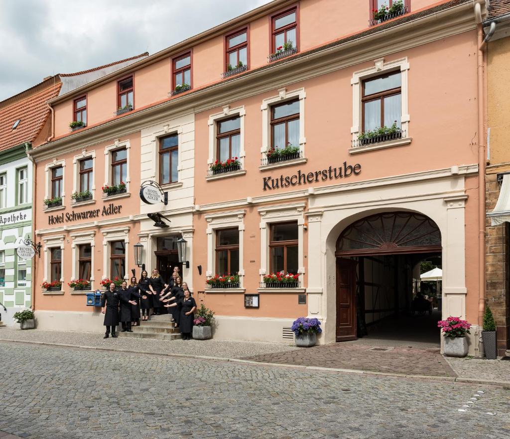 Hotel Schwarzer Adler Tangermünde photo 1