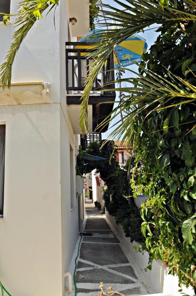 Dimitris studios photo 1