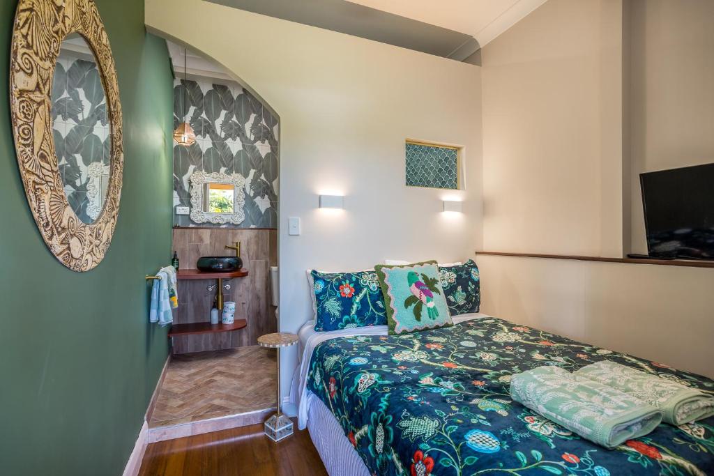 Babinda Quarters Room Type - Small Twin Room