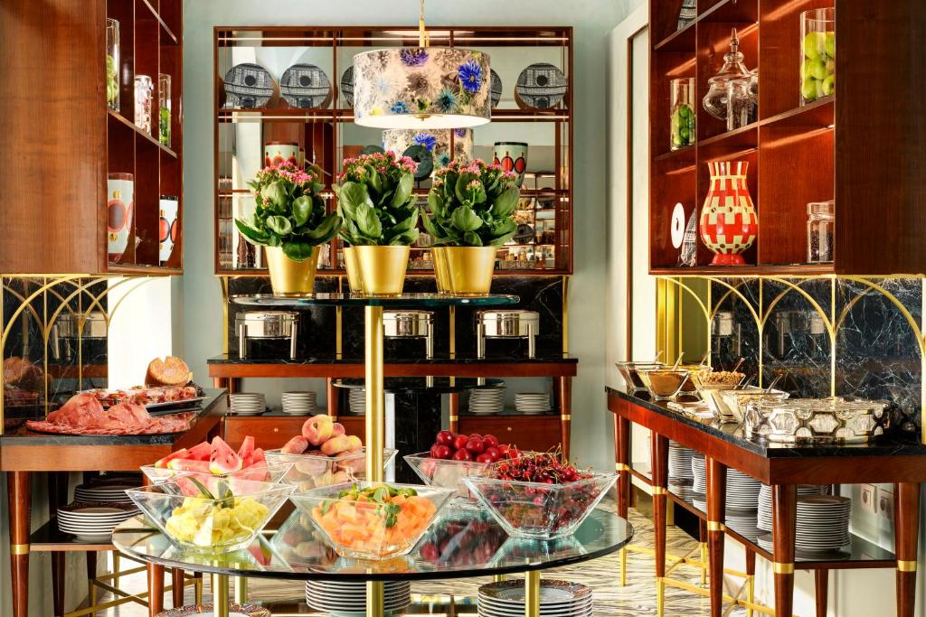 Grand Hotel Minerva photo 3
