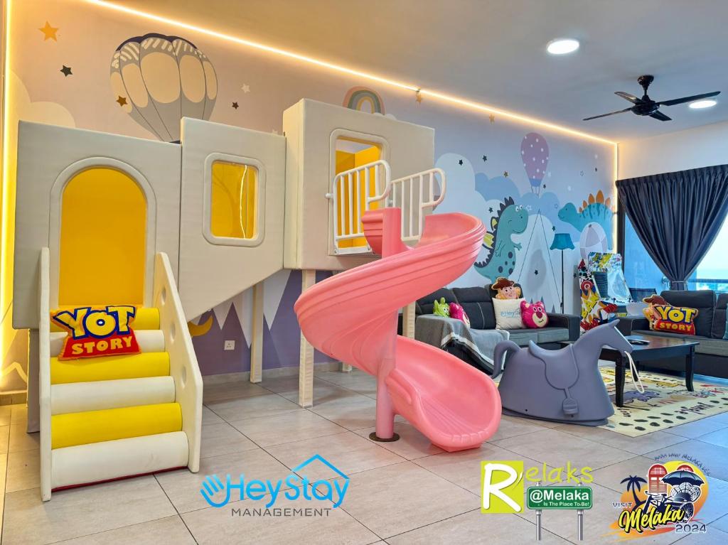 Atlantis Residences Melaka by HeyStay Management, Malacca