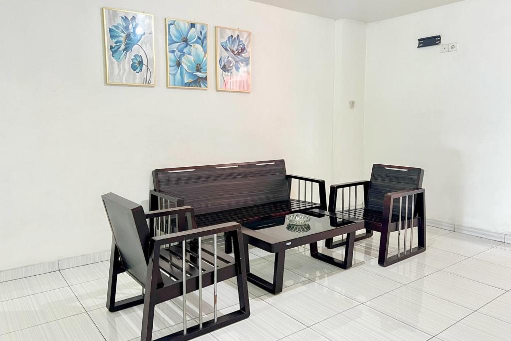 RedDoorz at Vall Guest House Balikpapan photo 2