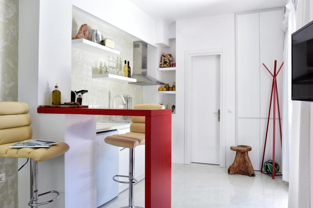 Mavres Luxury Studio photo 4