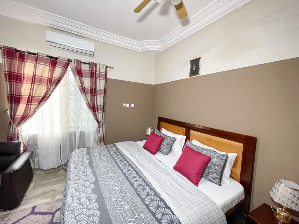 Eden Vale Hotel & Executive Training Cen - Tap to explore photos
