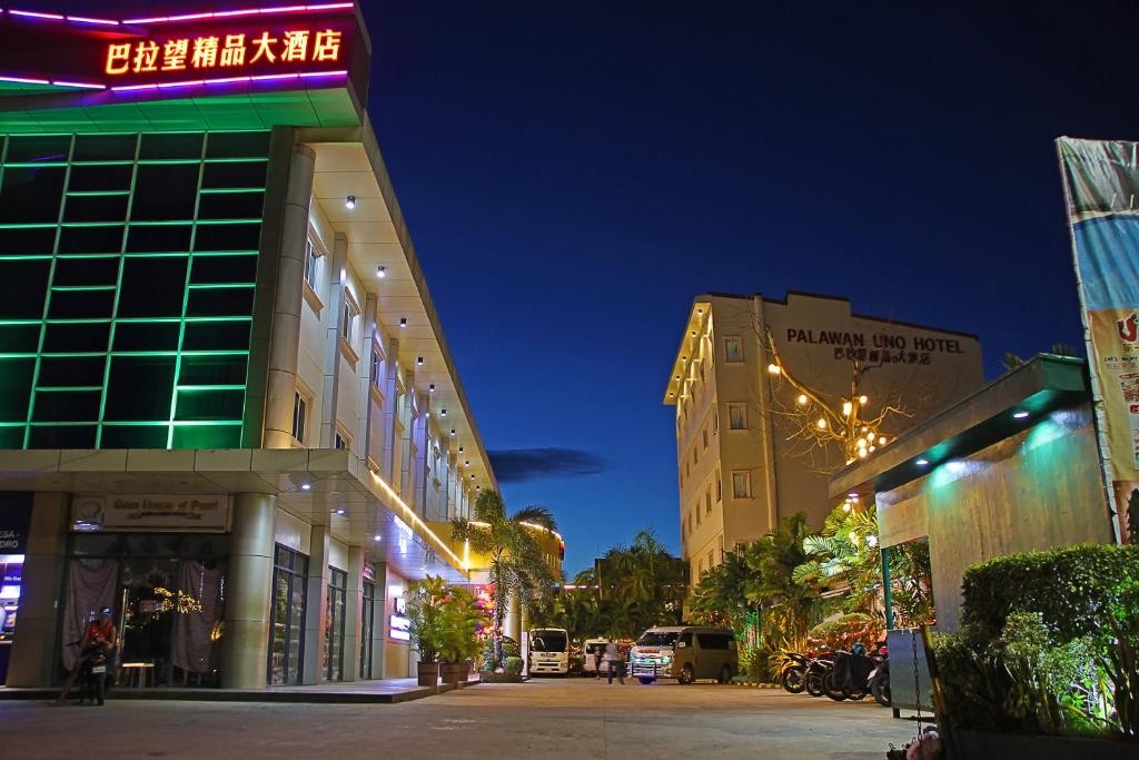 Palawan Uno Hotel - Tap to explore photos