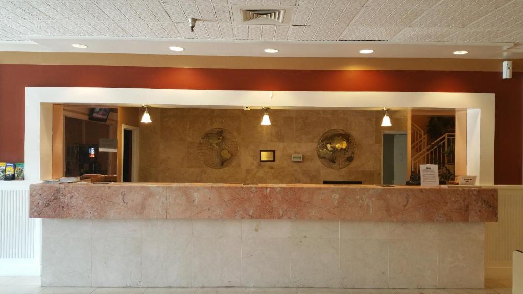 Imperial Swan Hotel and Suites Lakeland photo 4