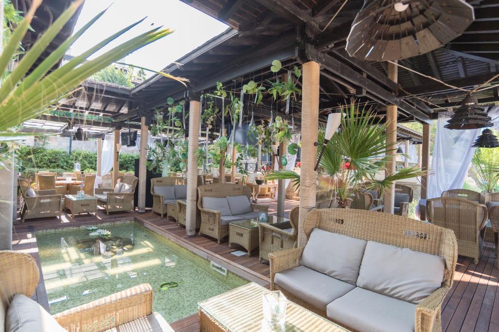 Oasis Resort & Spa Cozy Apartments photo 2