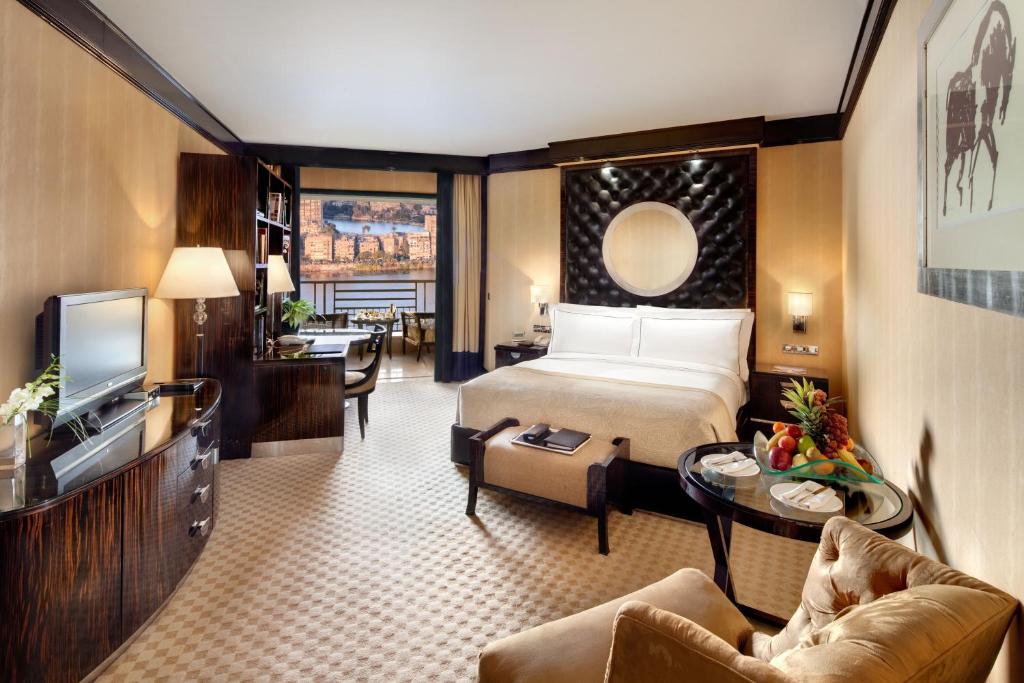 Двухместный (Номер Fairmont Gold Signature с кроватью размера «king-size» — Для курящих), Fairmont Nile City