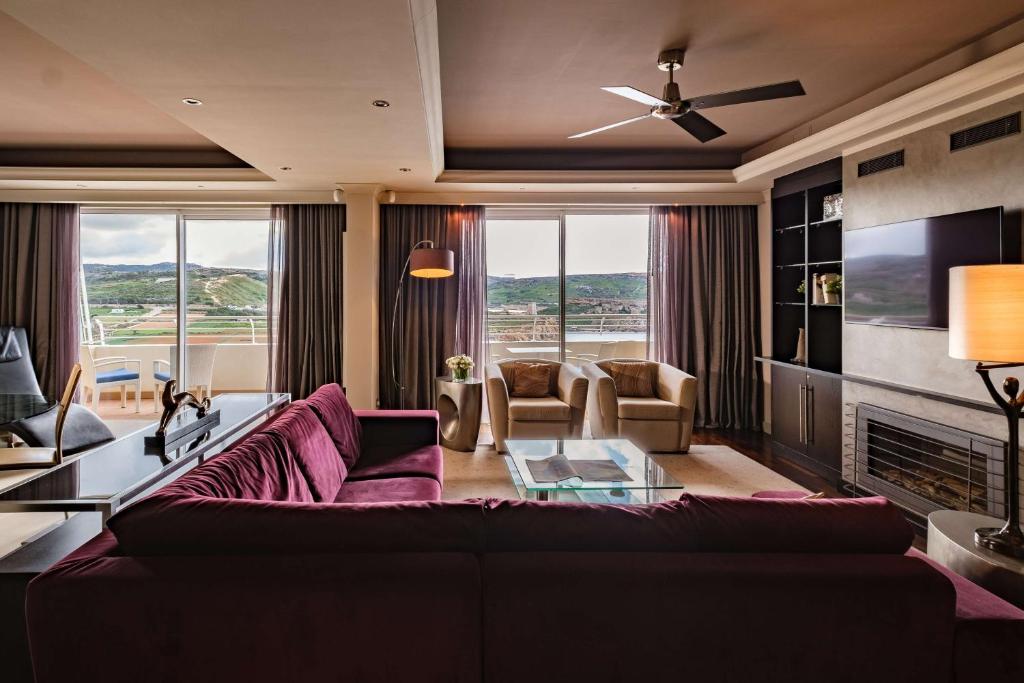 Radisson Blu Resort & Spa, Malta Golden Sands - Tap to explore photos