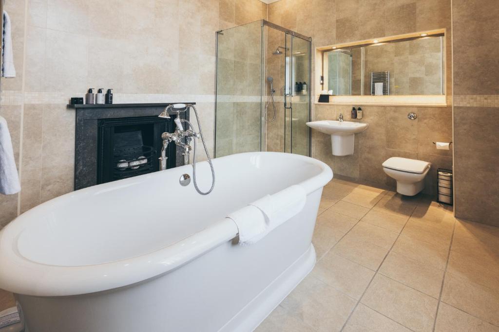 Rowton Castle Hotel - Tap to explore photos