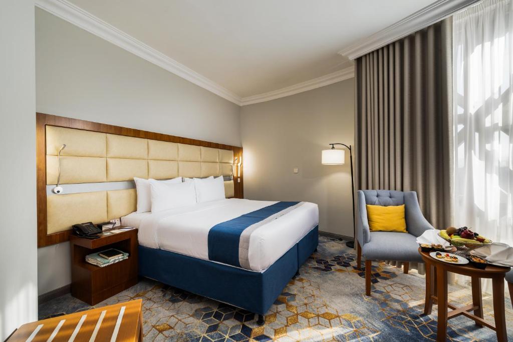 Emaar Elite Al Madina Hotel Room Type - Double Room