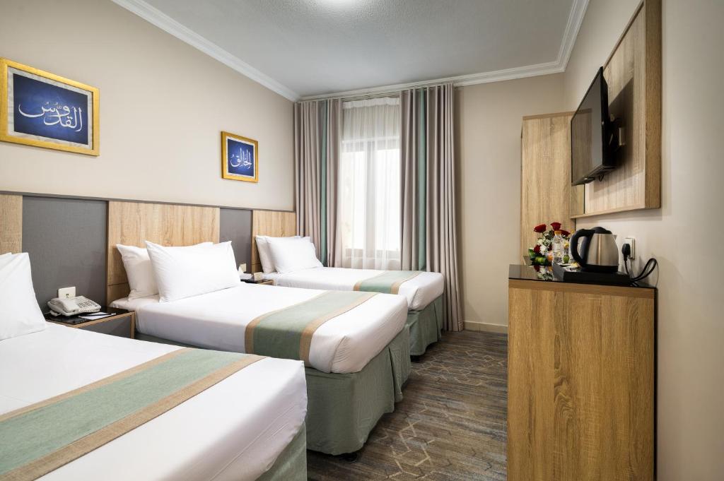 Emaar Taiba Hotel Room Type - Standard Triple Room