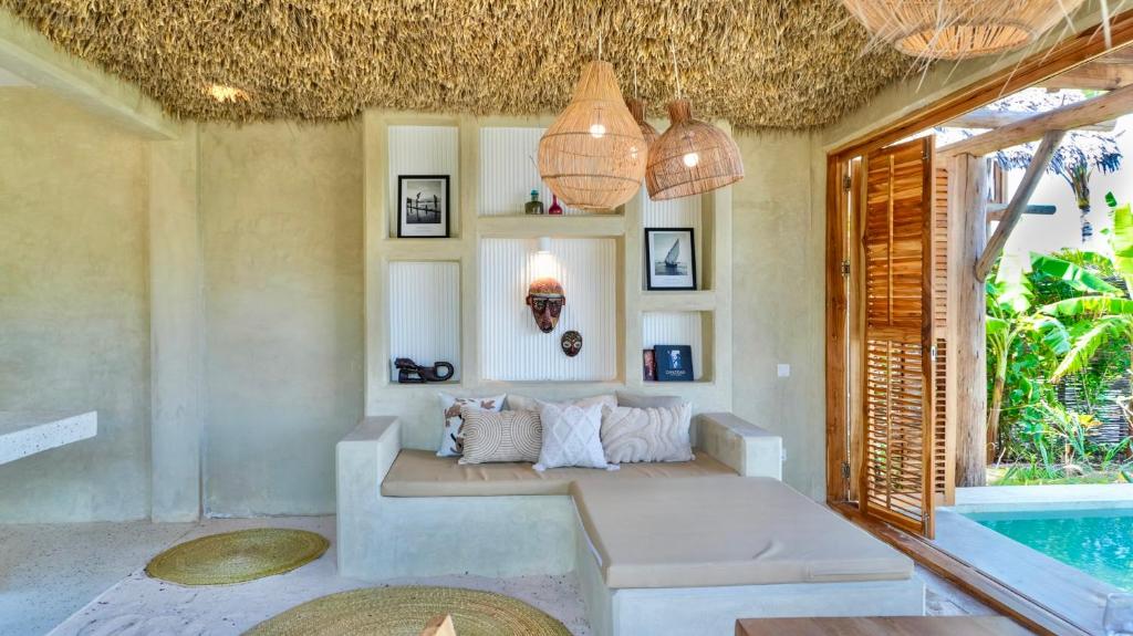 MAKU Oasis Villas and Studios - Tap to explore photos
