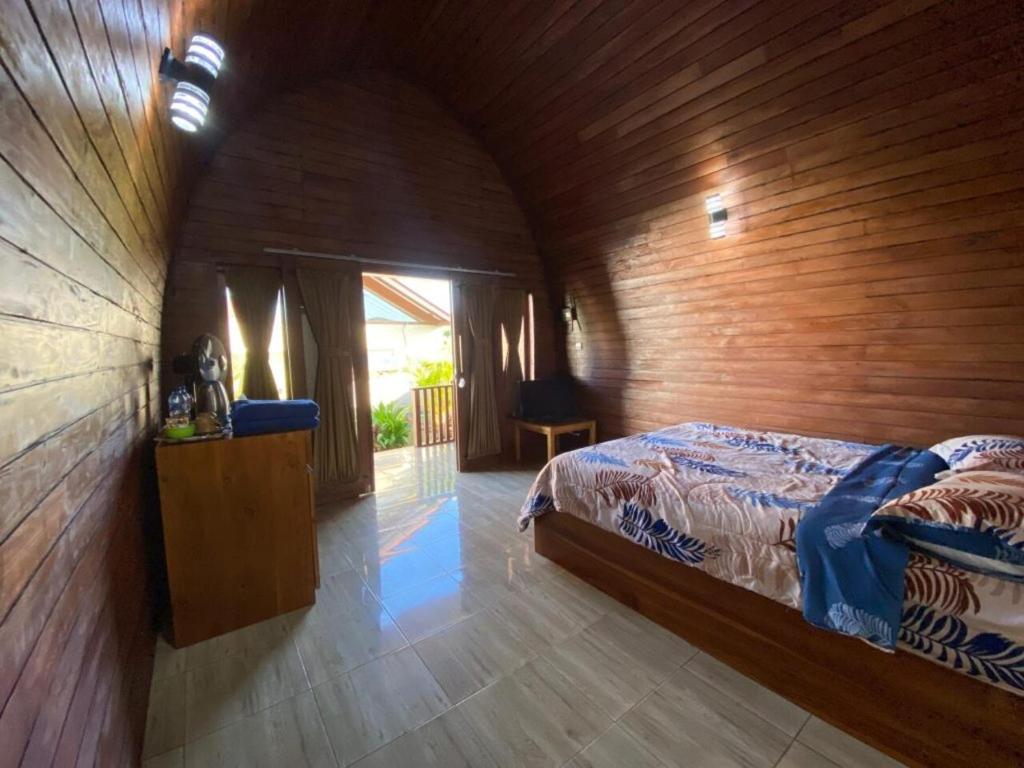 Pebble Beach Bungalow in Medewi Yeh Sumbul, Bali photo 3