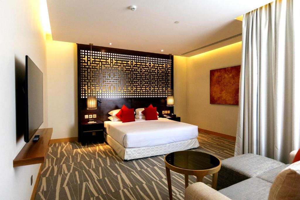 Ramada by Wyndham Al Qassim Room Type - Executive Suite, 1 King Bed, Non Smoking