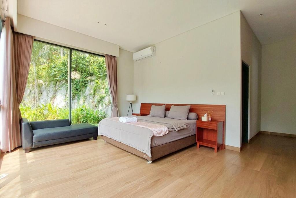 Rumah Rusmora Sentul Golf 10pax photo 1