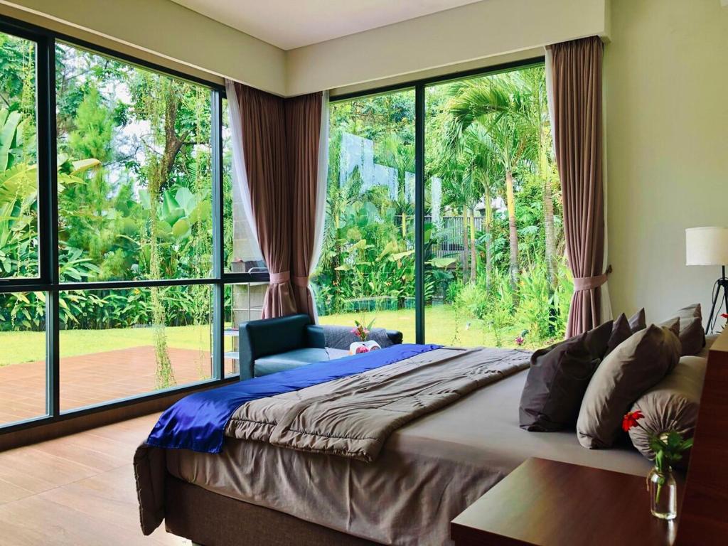 Rumah Rusmora Sentul Golf 10pax photo 2