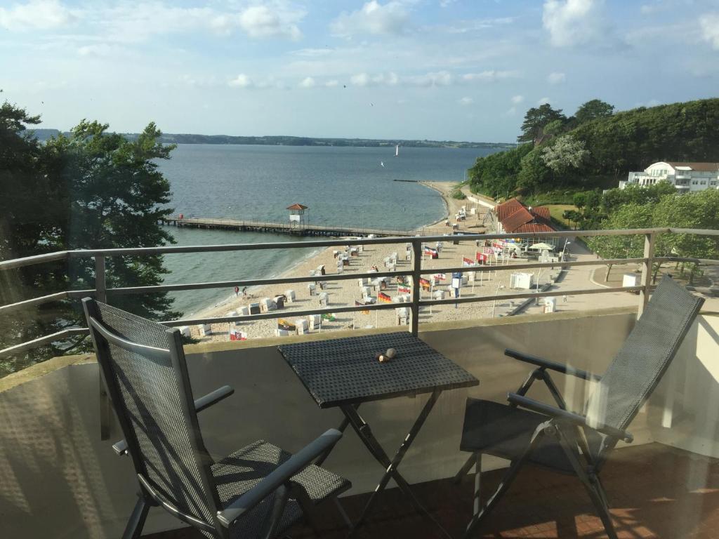 Inselblick am Meer photo 2