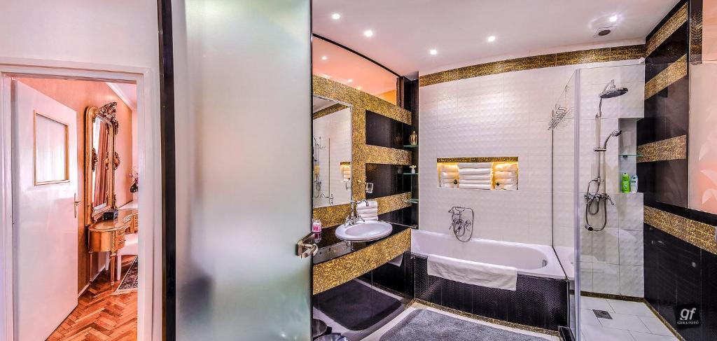 Апартаменты (Апартаменты с 2 спальнями, балконом и видом на реку), Vip Apartments Budapest