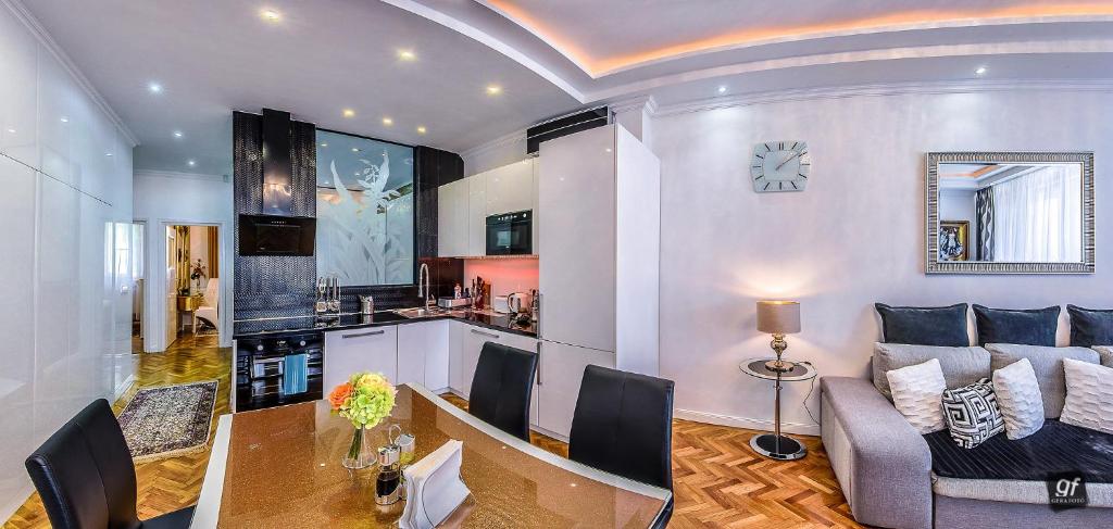 Апартаменты (Апартаменты с 2 спальнями, балконом и видом на реку), Vip Apartments Budapest