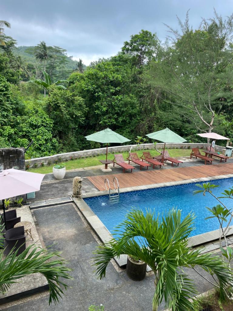 Red island villas photo 3
