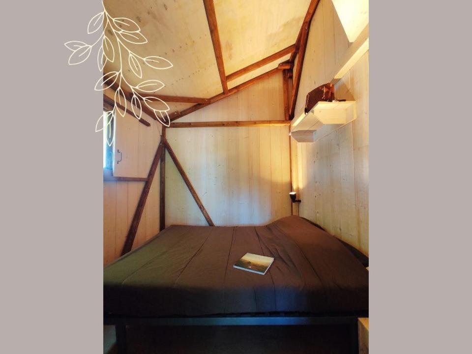 Le Chanset Mobil-Homes - Tap to explore photos