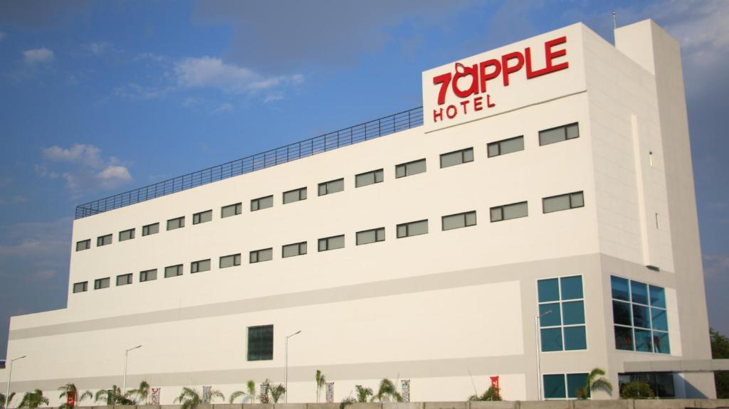 7 Apple Hotel Aurangabad photo 4