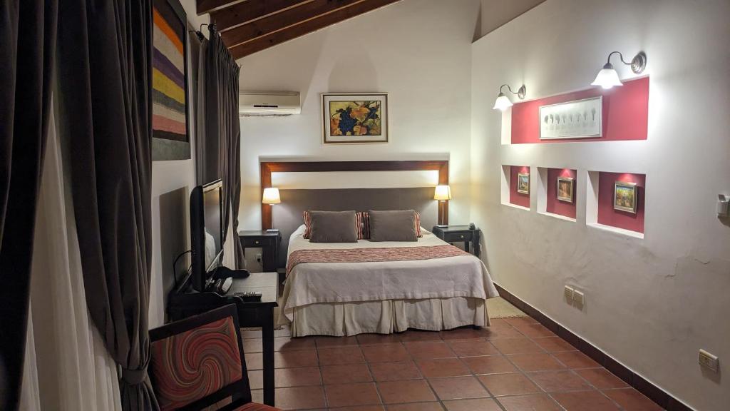 Delvino Boutique Hotel - Tap to explore photos