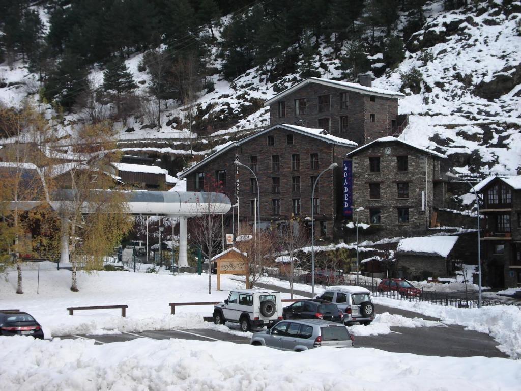 {
  "en-gb": "Hotel Montané"
} photo 2