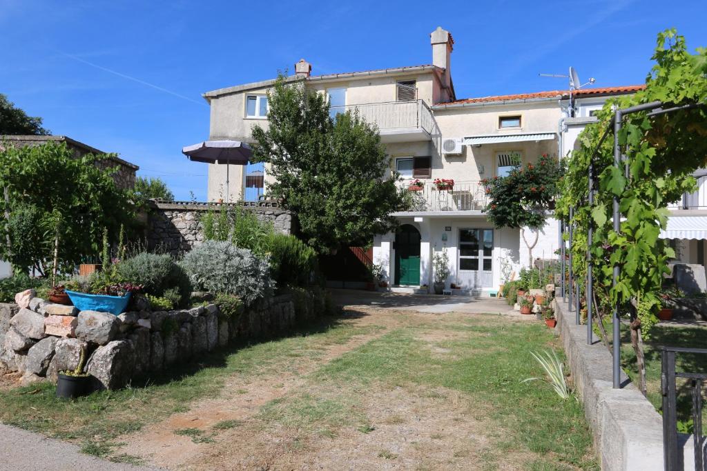 Apartment Josip photo 1