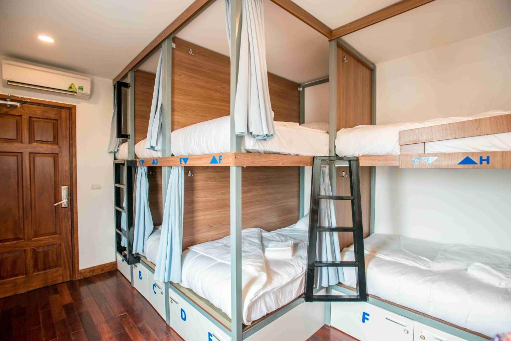 Номер (Кровать в общем 8-местном номере для мужчин и женщин), Nexy Hostel