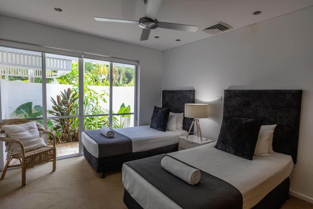 Port Douglas Mirage Villa#423 - Tap to explore photos