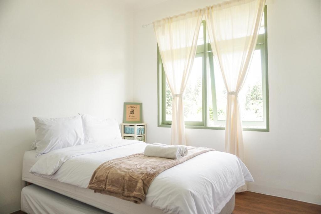Riverdale Villa Bandung photo 1