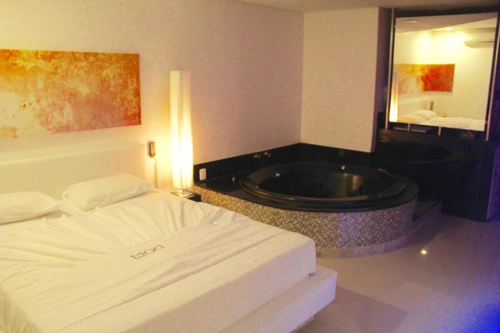 DOM Suites motel (Adult Only) photo 3