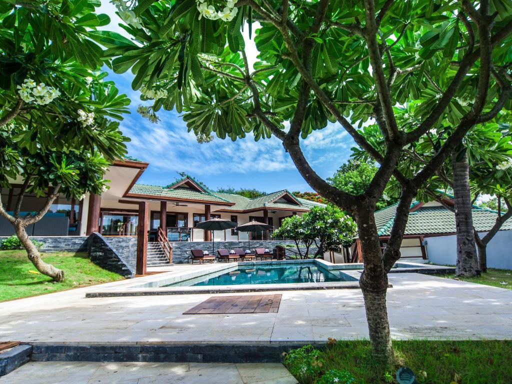 Idyllic Samui Beach Villa Resort photo 4