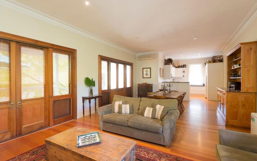 Abaleen House photo 3