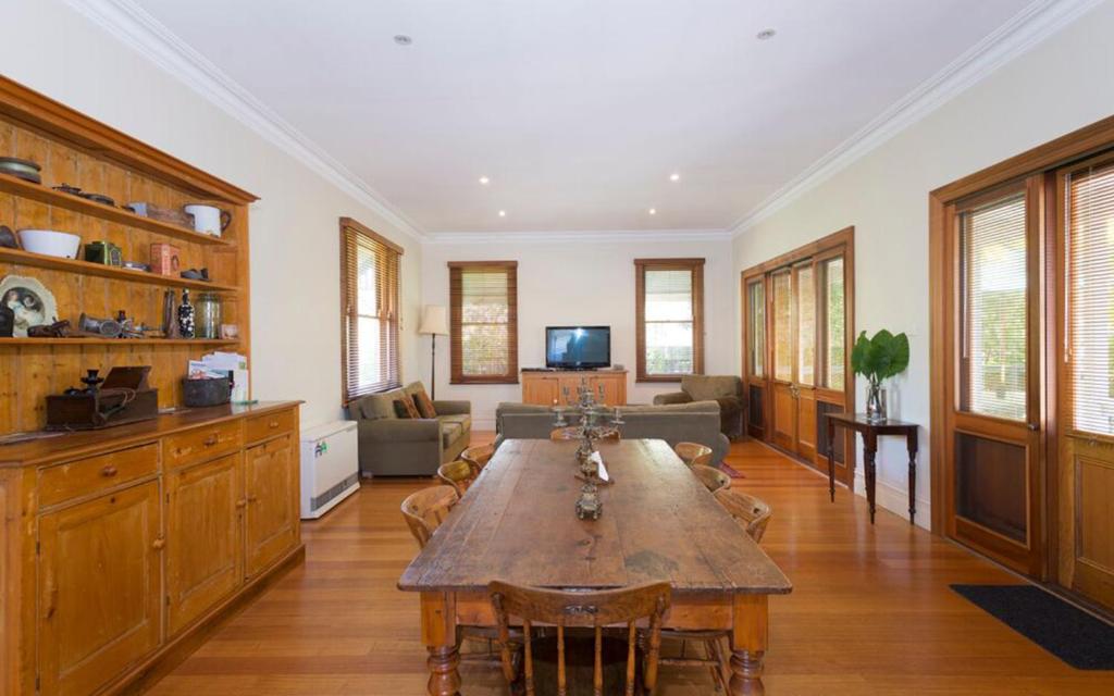 Abaleen House photo 4