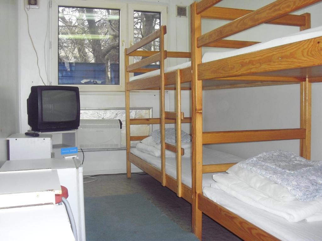 Номер (Односпальная кровать в общем номере с 4 кроватями), Hostel Metro