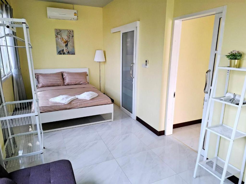 ถึงเที่ยงวัลเลย์เขาใหญ่ Thungtheiyng valley khaoyai Room Type - Two-Bedroom Villa