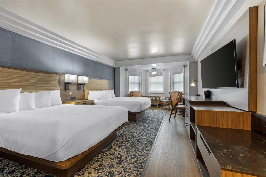 Best Western Potsdam University Park Inn - Tap to explore photos