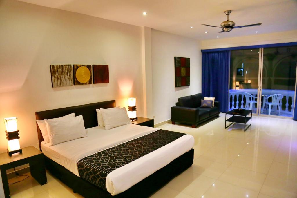 East Suites photo 3