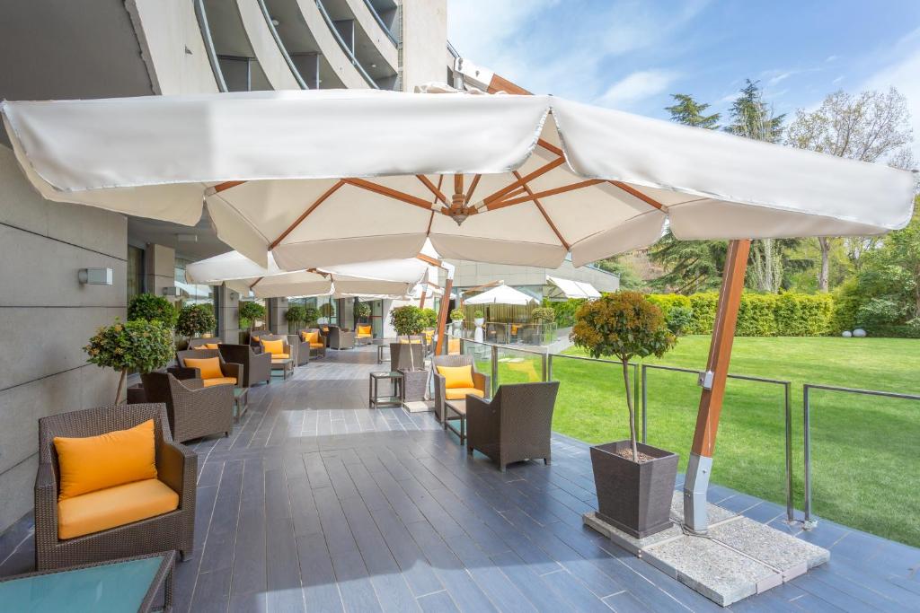 Hotel Eurostars Monte Real - Tap to explore photos