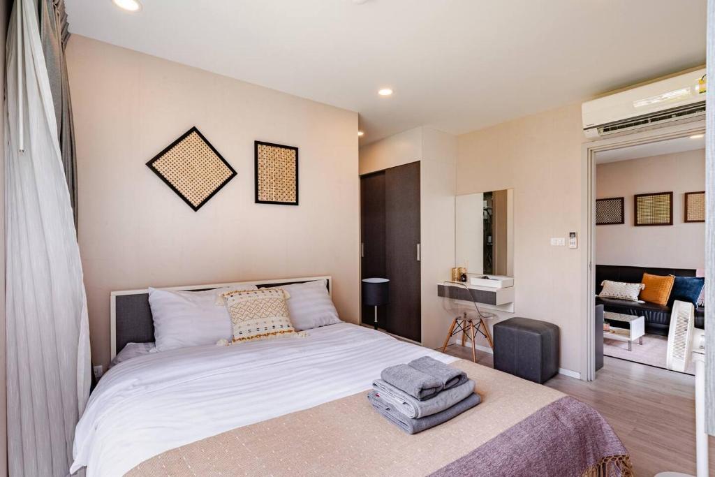Urban Cozy Nimman New Design 1BR Spacious Corner, Chiang Mai