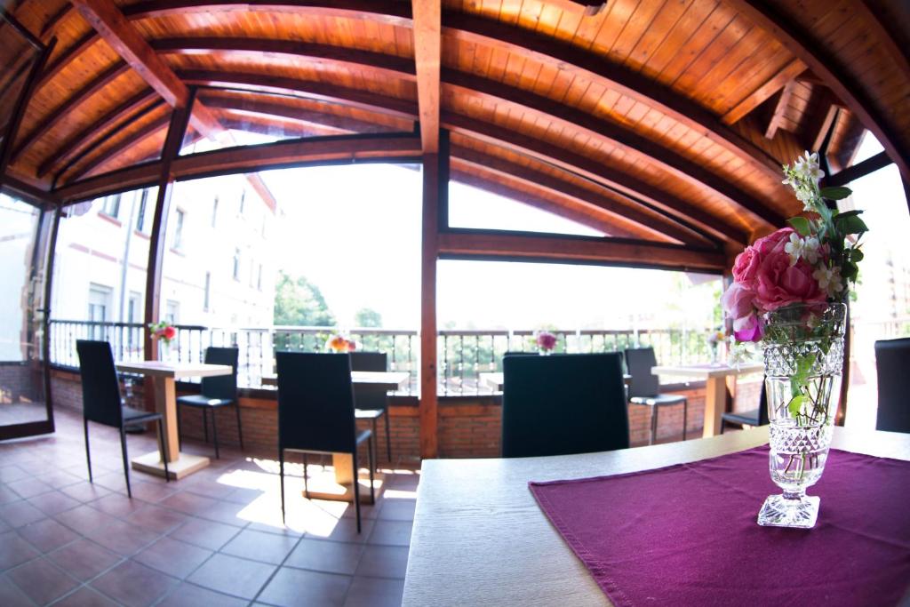 Hotel Mariñerune photo 2