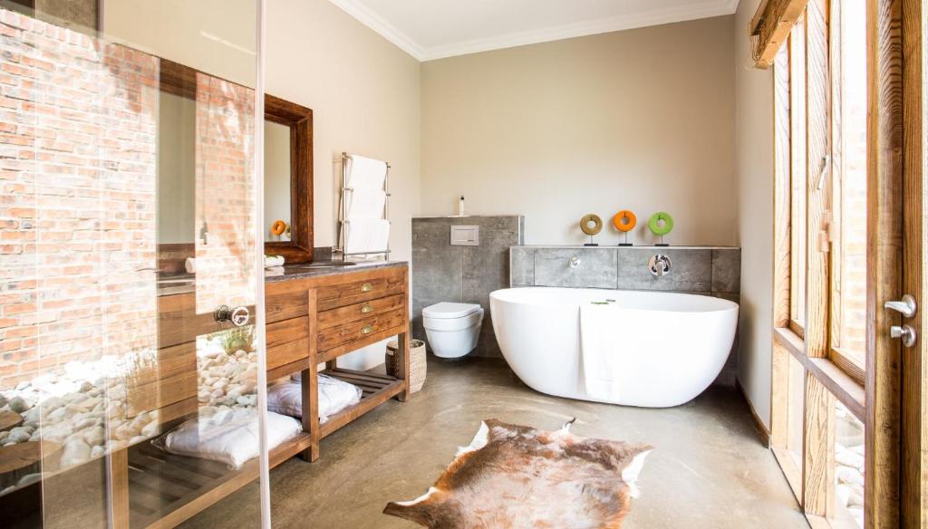 Botlierskop The Village Lodge - Tap to explore photos