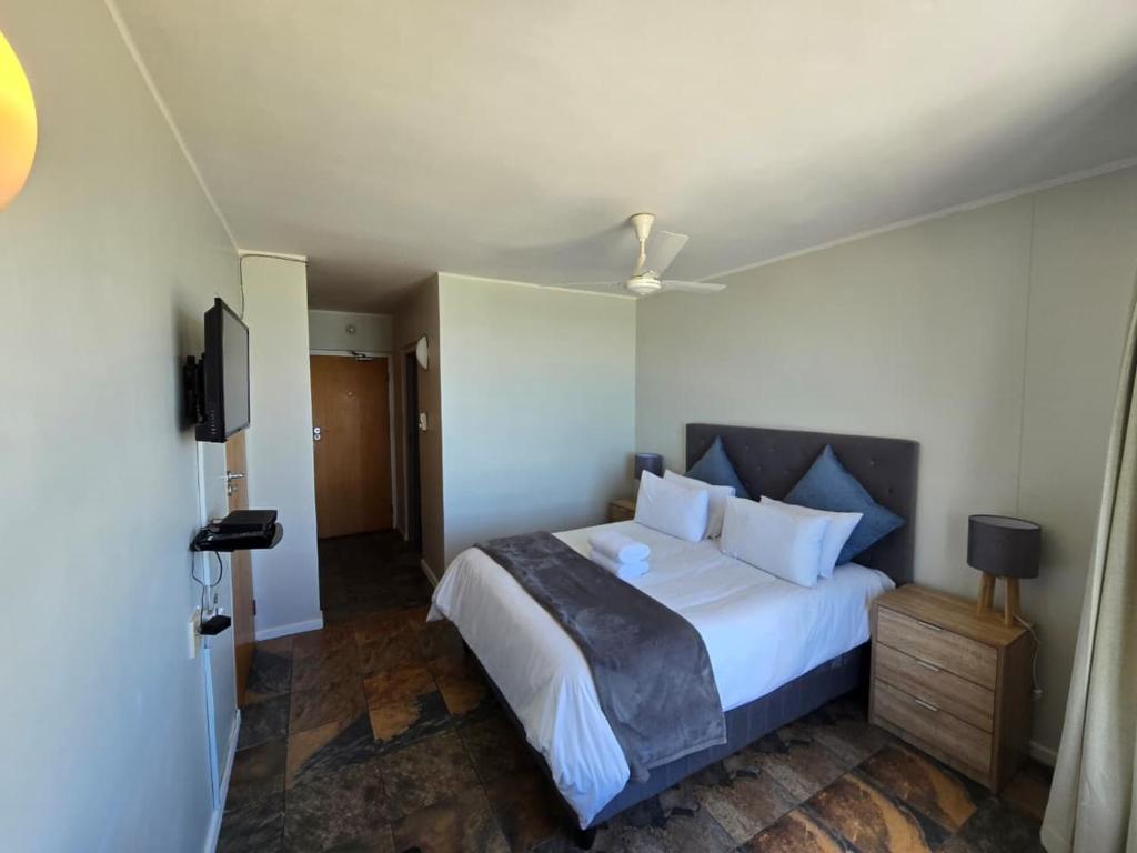 False Bay Inn - Tap to explore photos