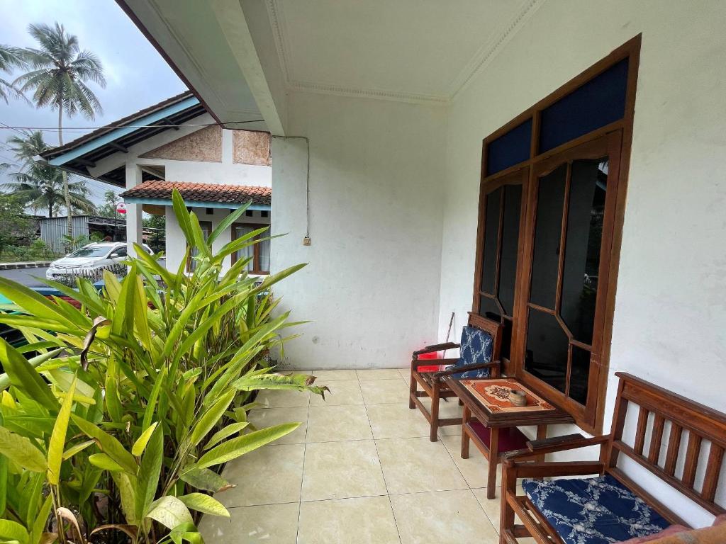 Bamboo House Room Type - Family Room with Bathroom