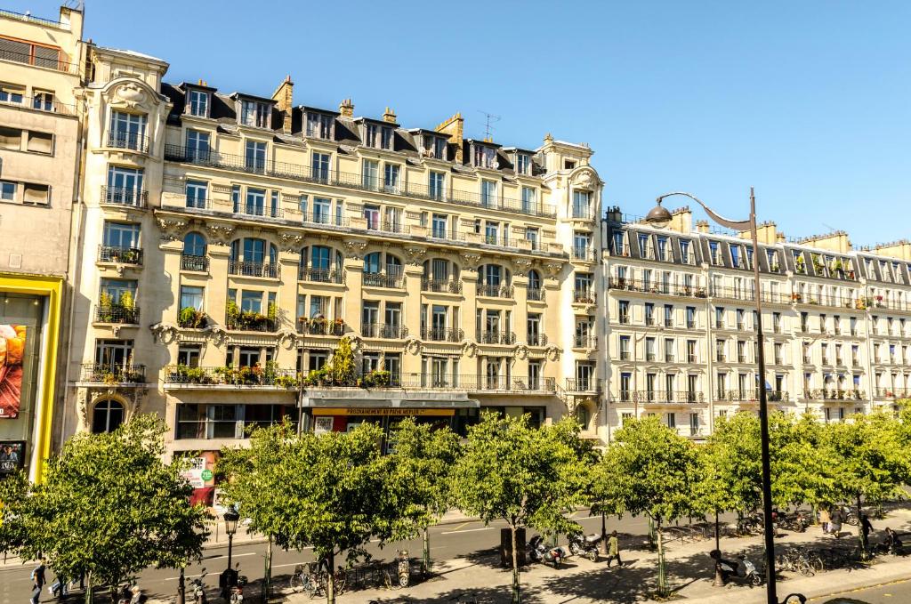 Двухместный (Улучшенный двухместный номер с 1 кроватью), Contact Hôtel Alizé Montmartre