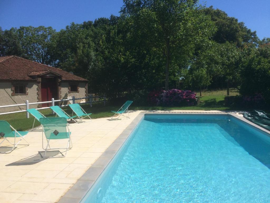 Chateau De Piedouault photo 1