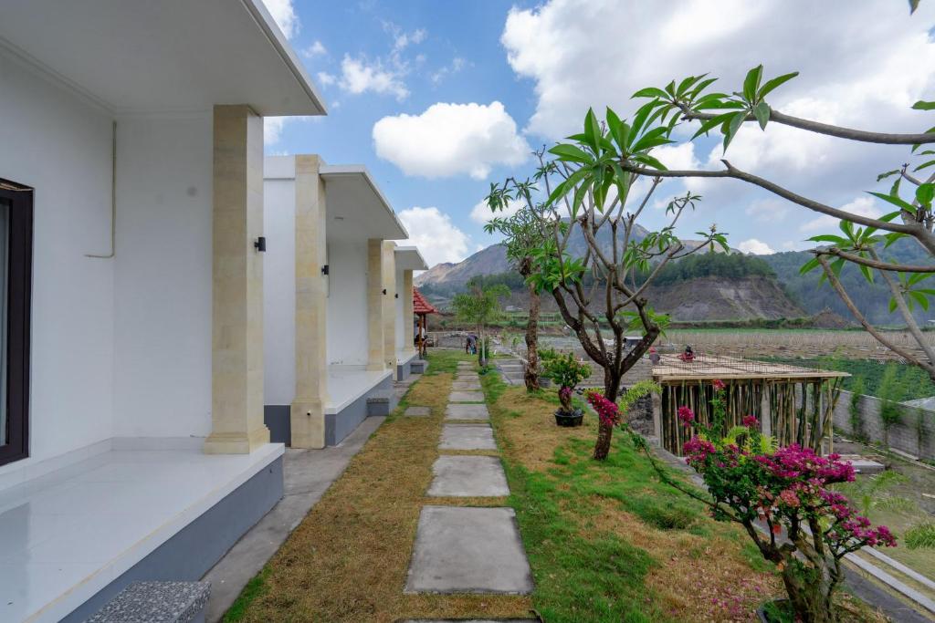 Batur Kencana Villa Mitra RedDoorz photo 4